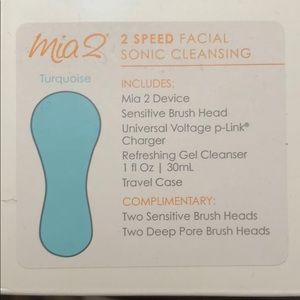 Brand new turquoise Clarisonic Mia 2 box set